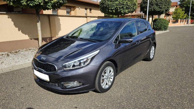 KIA CEE'D 1.4 Cvvt Limitlt Prmium Digitklima...