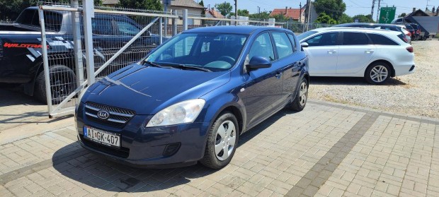 KIA CEE'D 1.4 EX Limited