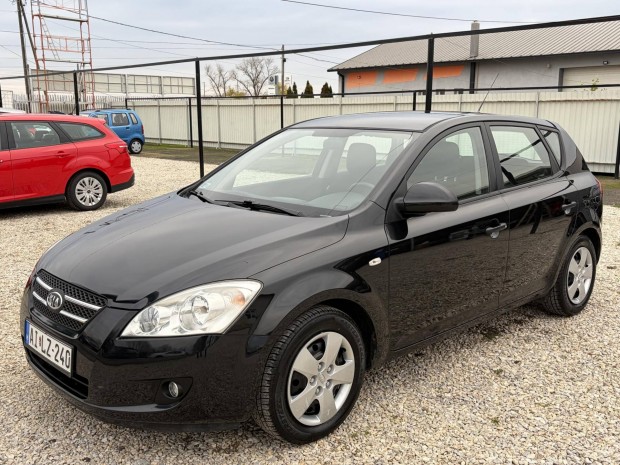 KIA CEE'D 1.4 EX Limited Plus ++�l�sf�t�s++