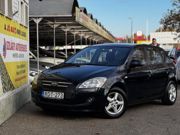 KIA CEE'D 1.4 LX ITT s Most Akci!!! Szp lla...