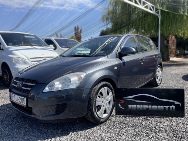 KIA CEE'D 1.4 Megnyer szp llapot szgk. elad...