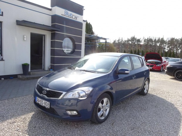 KIA CEE'D 1.6 CRDi EX Kedvez� Fogyaszt�s!!Alufe...