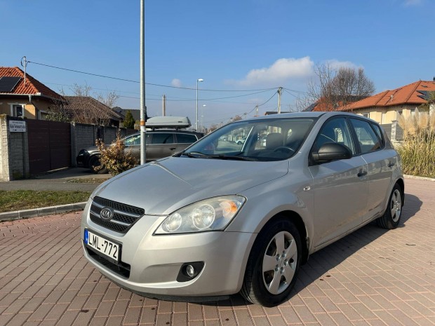 KIA CEE'D 1.6 CRDi EX Limited Plus