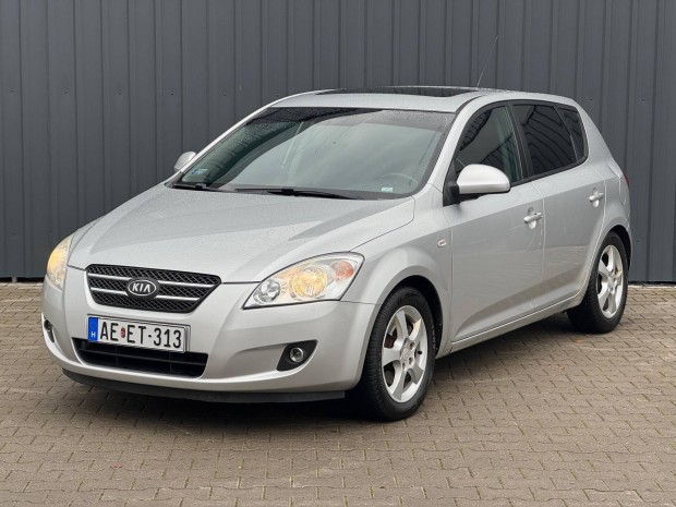 KIA CEE'D 1.6 CRDi LX Plus lsfts - llft...