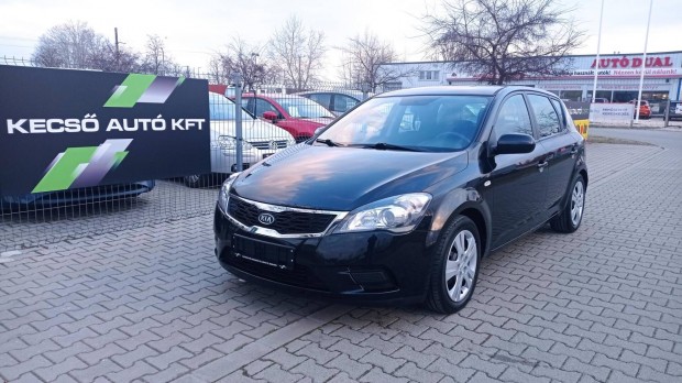 KIA CEE'D 1.6 CRDi ecodynamic Els tulajdonost...