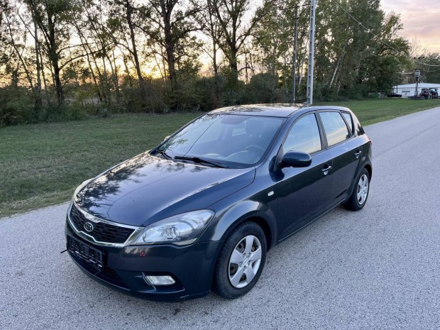 KIA CEE'D 1.6 EX EURO5