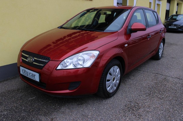 KIA CEE'D 1.6 EX Klima. ABS !