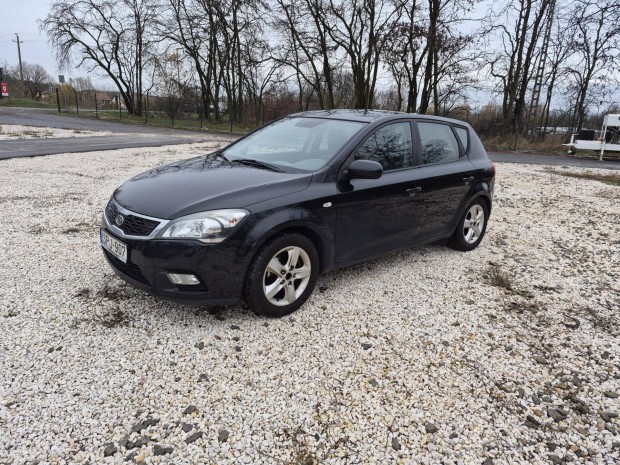 KIA CEE'D 1.6 EX Limited Plus