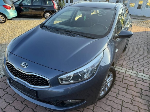 KIA CEE'D 1.6 GDI EX Prmium 145.000 KM!!! Tola...