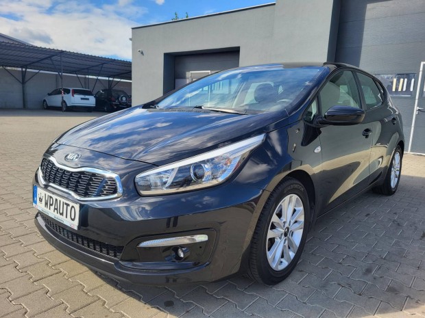 KIA CEE'D 1.6 GDI Gold 150.000KM!!!�l�s-Korm�ny...
