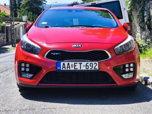 KIA CEE'D 1.6 Tgdi GT 204 Le. 129000km!!!