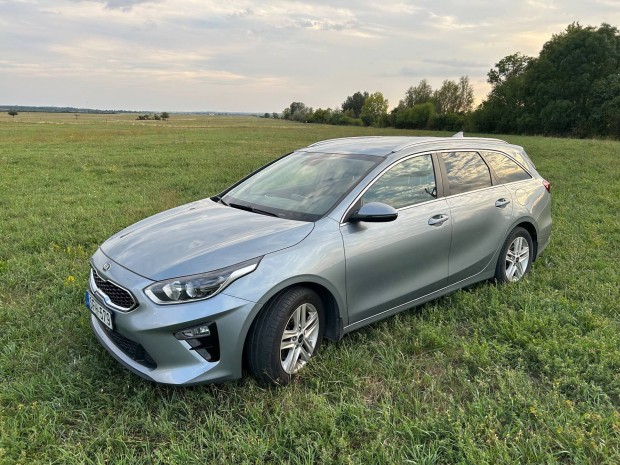 KIA CEE'D Ceed 1.0 T-GDI Gold