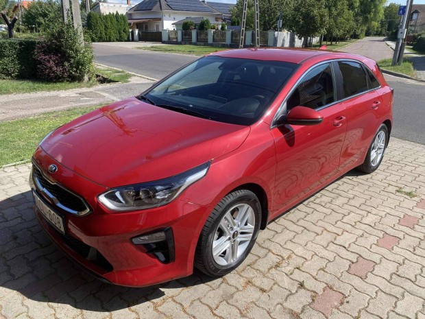 KIA CEE'D Ceed 1.5 T-GDI Gold Magyar üzembehely...