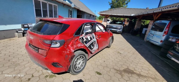 KIA CEE'D Ceed 1.5 T-GDI Platinum 33000km! Indul!