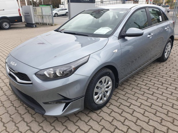 KIA CEE'D Ceed 1.5 T-GDI Silver Készletről azon...