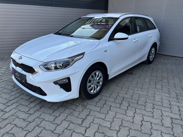 KIA CEE'D Ceed 1.6 CRDi HP Silver Hybrid Garanc...