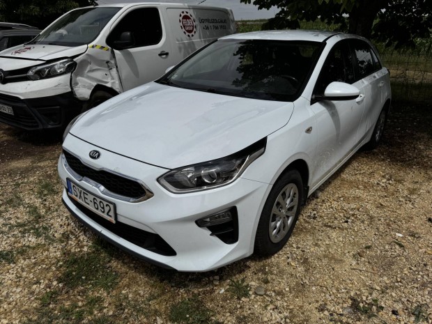 KIA CEE'D Ceed 1.6 CRDi LP Silver 2.598.000.-Ft...