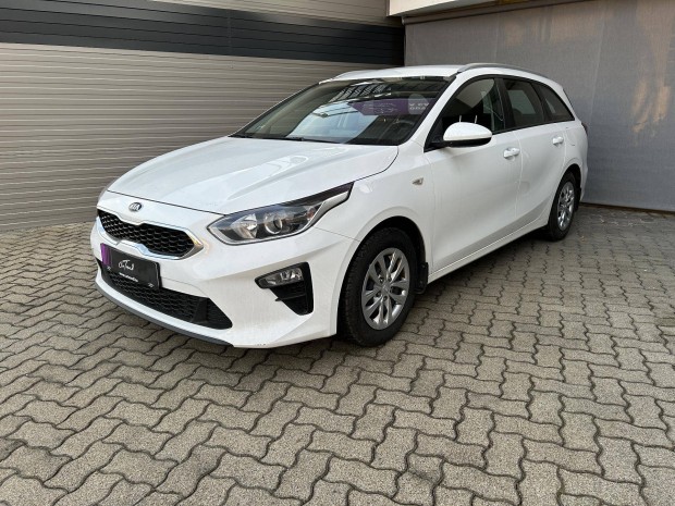 KIA CEE'D Ceed 1.6 CRDi LP Silver Garancival!