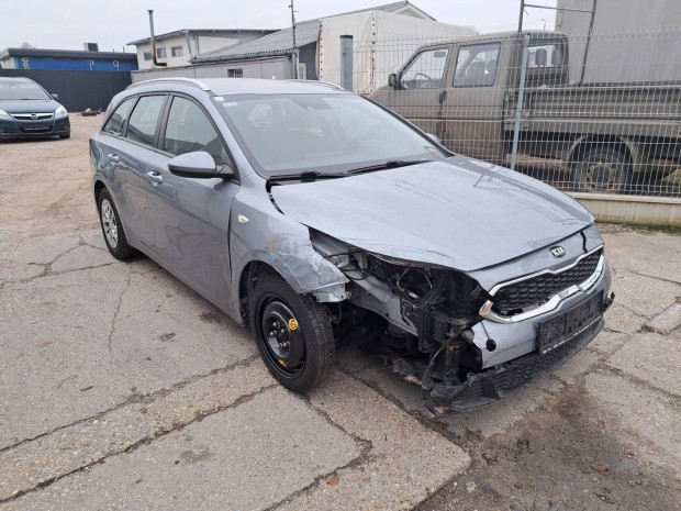KIA CEE'D Ceed SW 1.0 T-GDI Bronze Teljesen Üze...