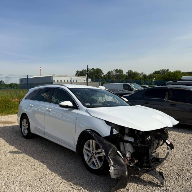 KIA CEE'D Ceed SW 1.0 T-GDI Platinum