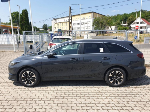 KIA CEE'D Ceed SW 1.5 T-GDI Gold ADA csomag és...