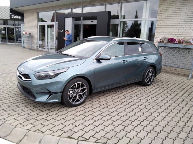 KIA CEE'D Ceed SW 1.5 T-GDI Gold +ADA Csomag! Y...