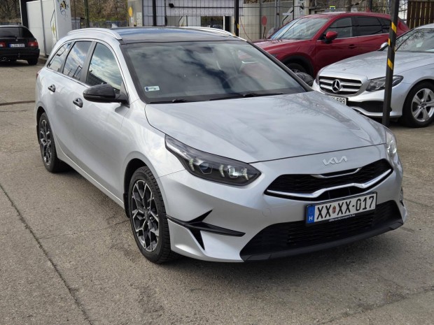 KIA CEE'D Ceed SW 1.5 T-GDI Platinum GT Line GA...