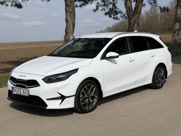 KIA CEE'D Ceed SW 1.5 T-GDI Platinum Magyar/ALU...
