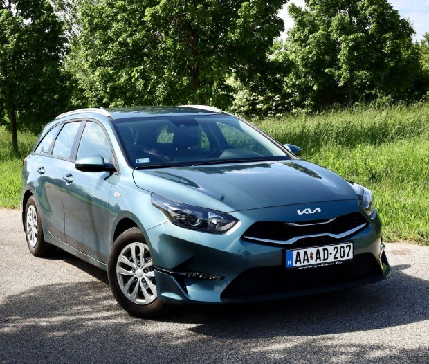 KIA CEE'D Ceed SW 1.5 T-GDI Silver