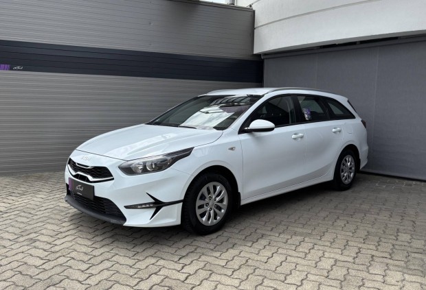KIA CEE'D Ceed SW 1.5 T-GDI Silver Garanciával!