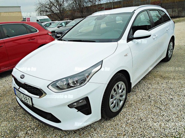 KIA CEE'D Ceed SW 1.6 CRDi HP Hybrid Bronze M.O...