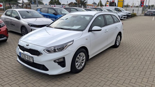 KIA CEE'D Ceed SW 1.6 CRDi HP Hybrid Bronze Mo....