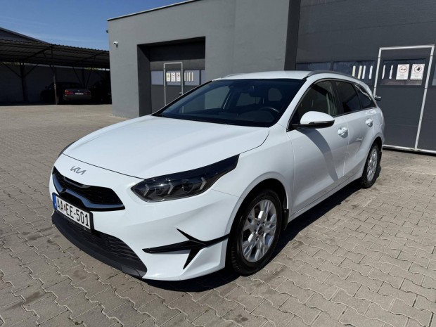 KIA CEE'D Ceed SW 1.6 CRDi HP Hybrid Gold Garan...