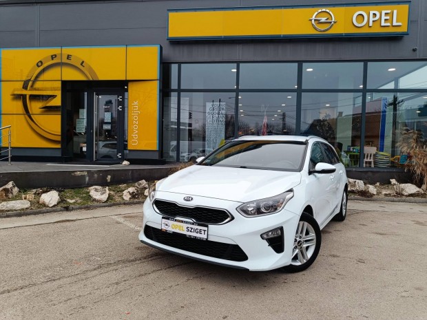 KIA CEE'D Ceed SW 1.6 CRDi HP Hybrid Gold Magya...