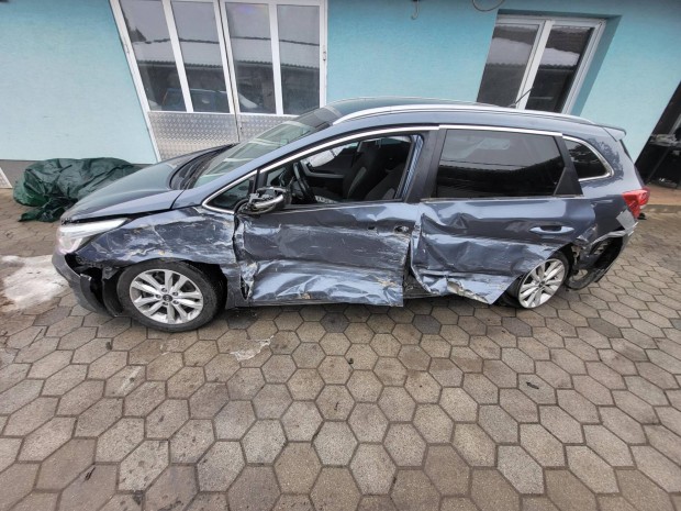 KIA CEE'D Ceed SW 1.6 CRDi HP Platinum Automata...