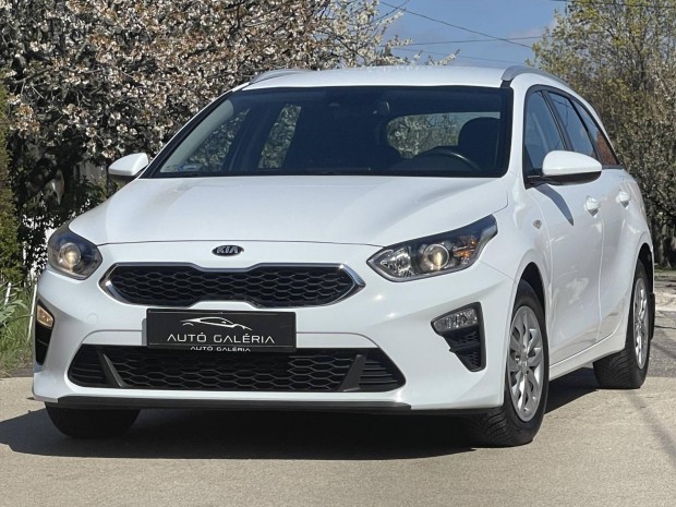KIA CEE'D Ceed SW 1.6 CRDi LP Silver 27% ÁFA --...