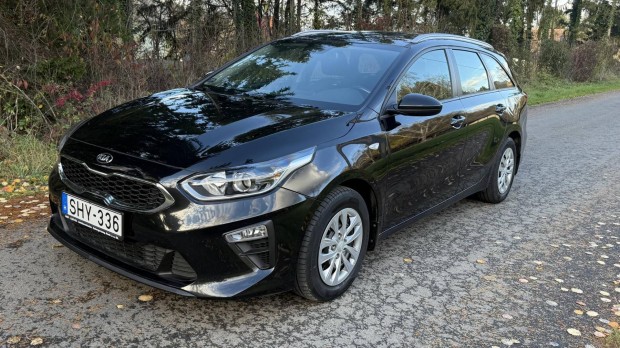 KIA CEE'D Ceed SW 1.6 CRDi LP Silver Svtart....