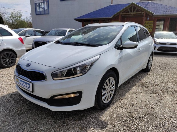 KIA CEE'D SW 1.4 CRDI Jubileum 1 Tulajos 147.62...