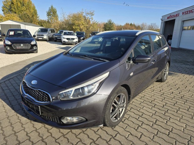 KIA CEE'D SW 1.4 Cvvt EX BLUETOOTH. Tempomat. A...