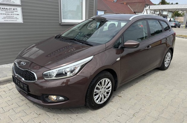 KIA CEE'D SW 1.4 Cvvt LX Base 2 kulcs. parkrada...