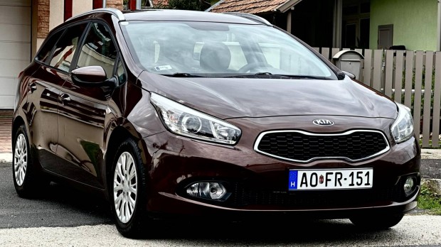 KIA CEE'D SW 1.4 Cvvt LX Base
