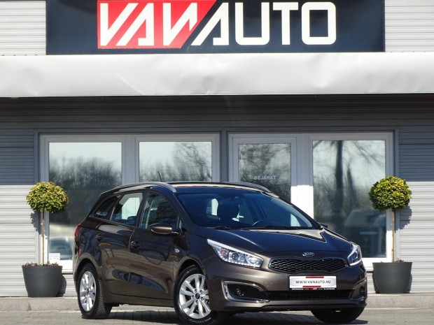 KIA CEE'D SW 1.4 Cvvt Silver LED-1.Tulaj-71eKM-...