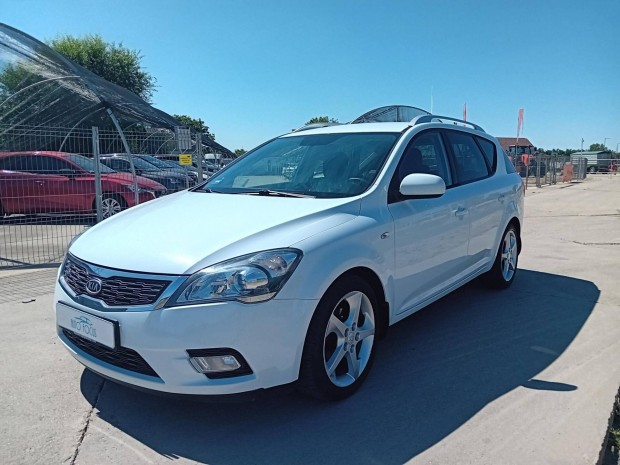 KIA CEE'D SW 1.4 EX EURO5 Szervizelt.160.000KM