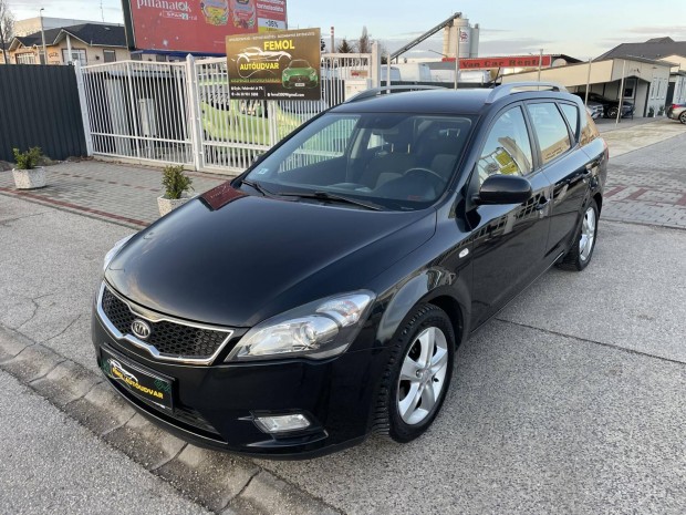 KIA CEE'D SW 1.4 LX Megkmlt! Sz.knyv!