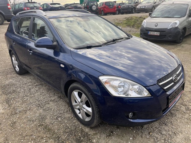 KIA CEE'D SW 1.4 LX Plus Vonhorog ! Klma!