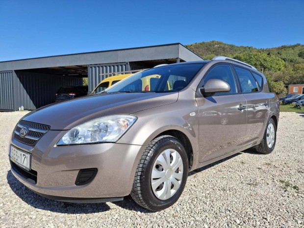 KIA CEE'D SW 1.4 L Cool Csere.Beszmts Lehets...