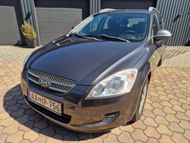 KIA CEE'D SW 1.4 L Cool Megkímélt És Megbízható...