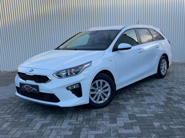 KIA CEE'D SW 1.6 CRDI EX Prémium Multimédia.Sáv...