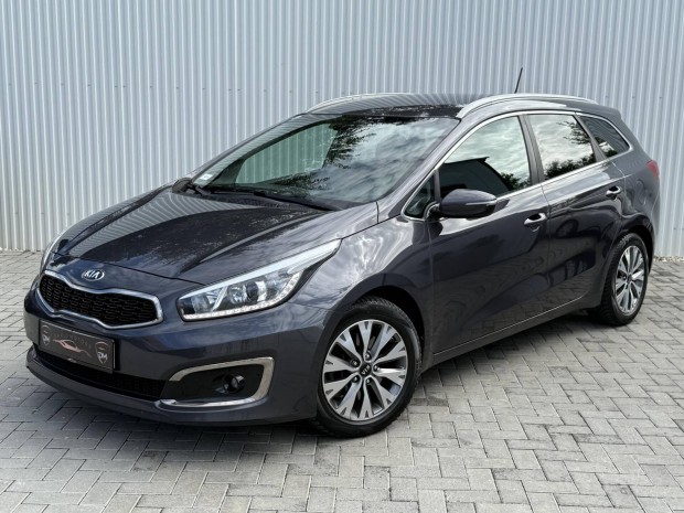 KIA CEE'D SW 1.6 CRDI EX Prmium Navi.Kamera.PD...
