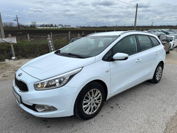 KIA CEE'D SW 1.6 CRDI LX 3 v kitelrjesztett GA...